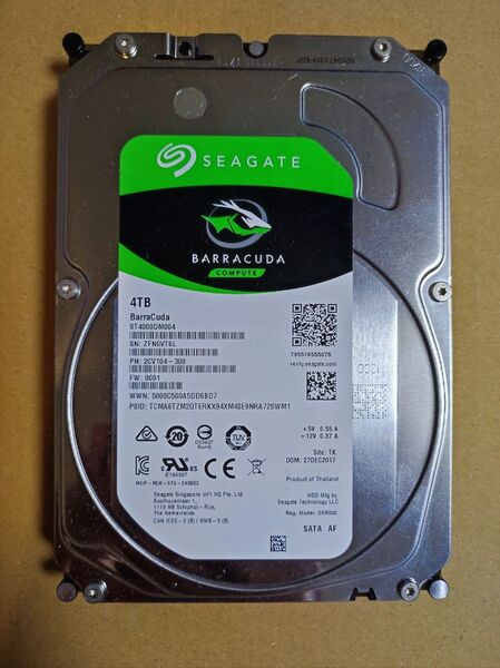 SEAGATE 4TB Barracuda SATA 3.5インチ HDD ST4000DM004