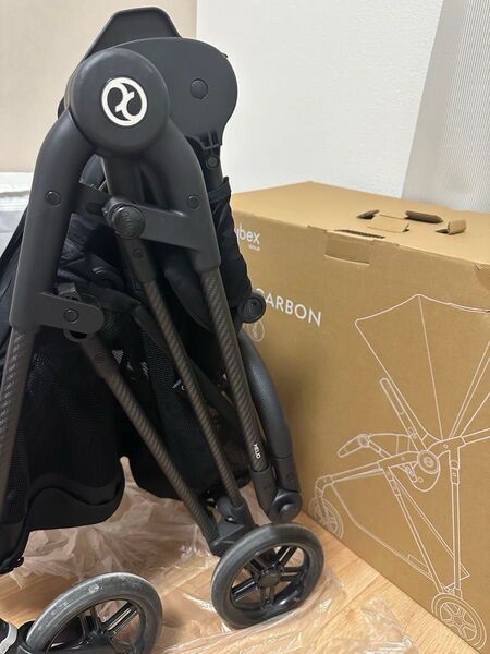 Cybex ブラック ベビーカー メリオカーボン
