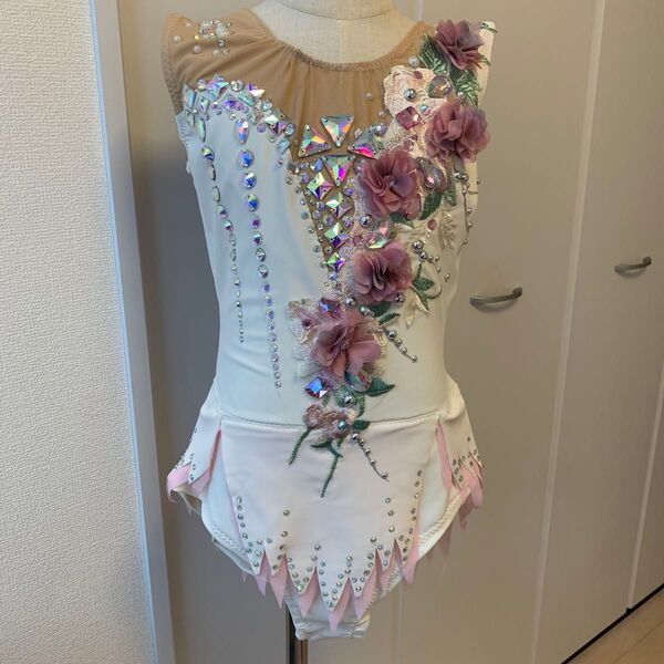 140 新品 レオタード 新体操 競技用