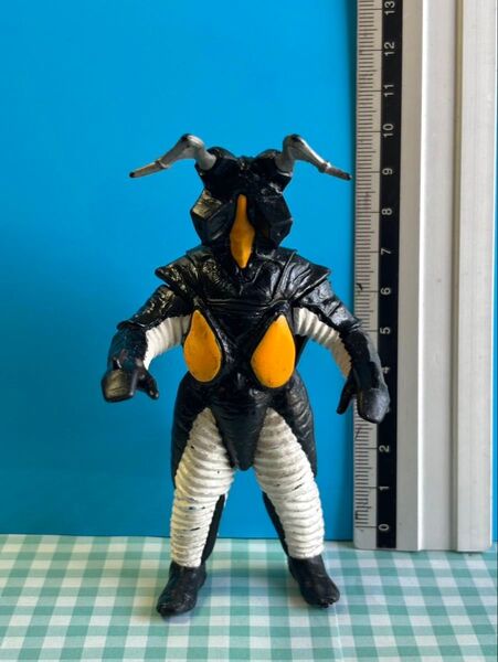 ゼットンフィギュア HDL ウルトラマン