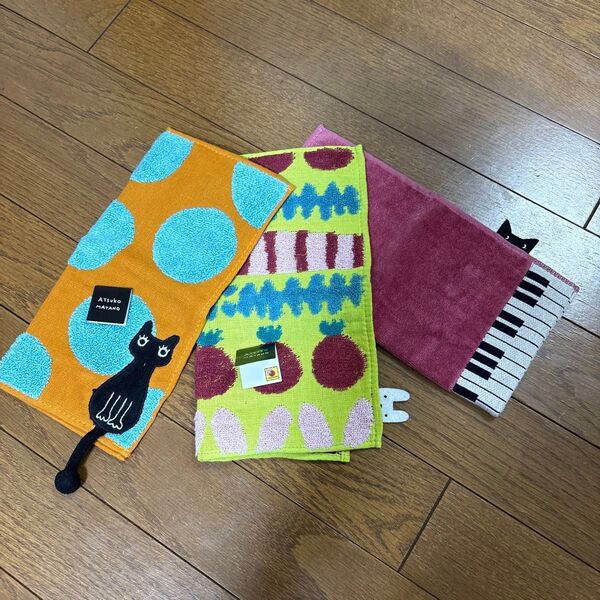 タイムSALE!新品未使用品 atsuko matano タオルハンカチ2枚&ガーゼタオル1枚の 3枚セット 未使用!!