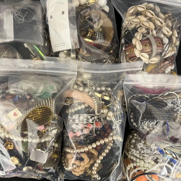 ジャンクアクセサリー大量まとめ売り♪ ピアス ネックレス ブレスレットなど 約5.0kg