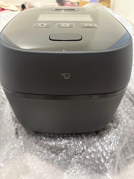 展示品 象印マホービン 炊飯器 5.5合 炎舞炊き フラッグシップモデル 圧力IHタイプ 日本製 NW-FC10-BZ
