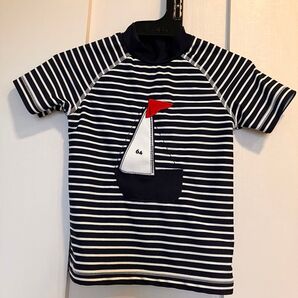 next ラッシュガード