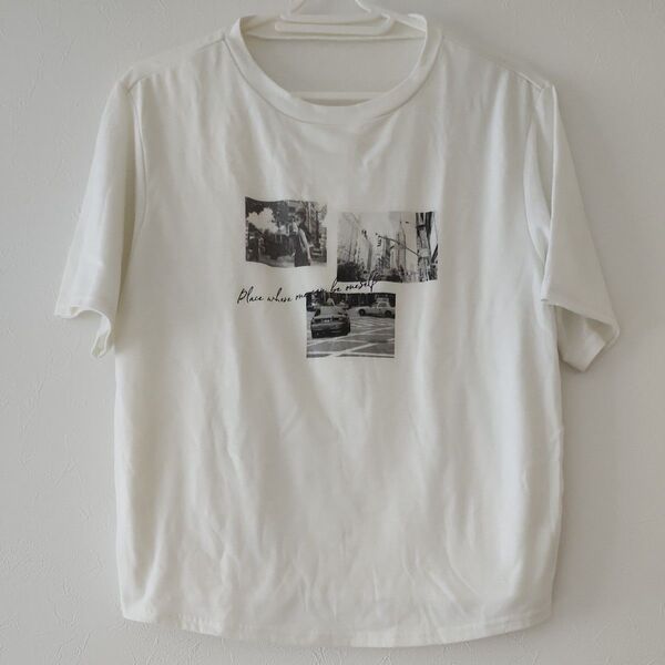 授乳服 白Tシャツ モノクロ写真 プリント