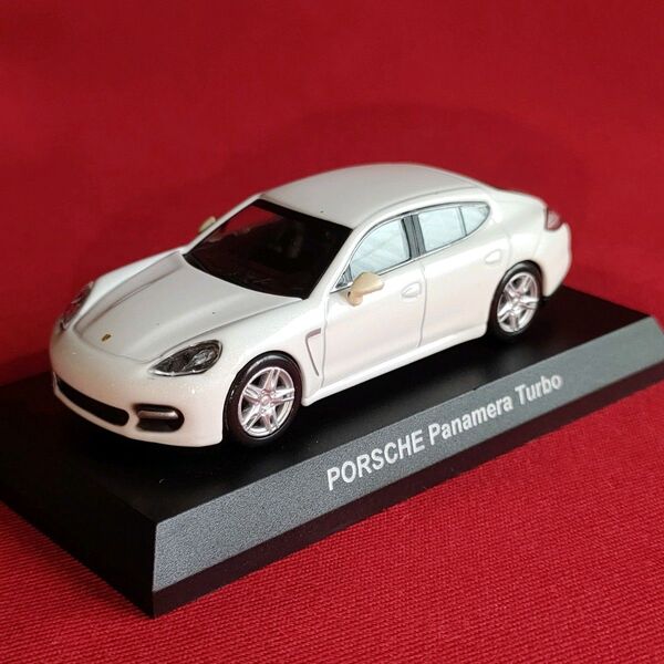 KYOSHO 1/64 Porsche Panamera Turbo ミニカー ホワイト