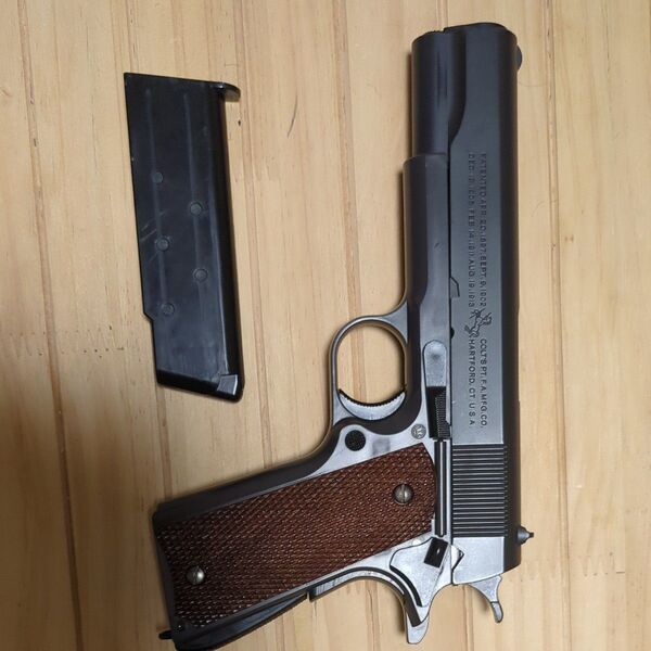 コルト ガバメント M1911 東京マルイ エアーコッキングガン