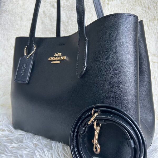 美品 COACH コーチ ショルダーバッグ トートバッグ 2way アベニュー ロゴ金具 ゴールド金具 チャーム レザー ブラック