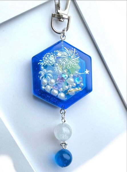 シェイカー シャカシャカキーホルダー レジンキーホルダー 花火 青 ハート 夏 ハンドメイド
