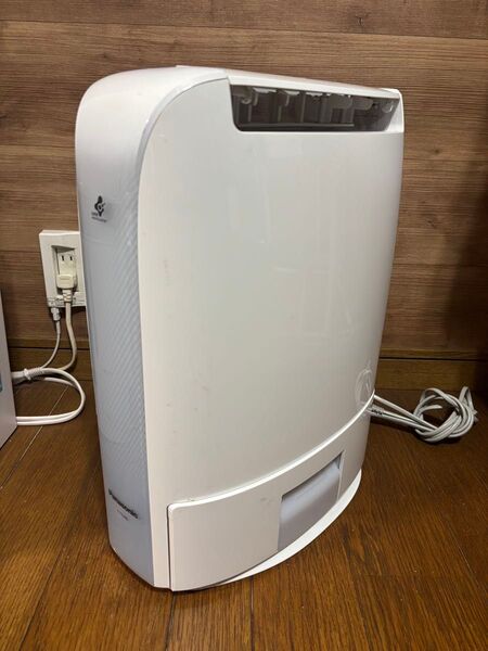 Panasonic 除湿乾燥機 F-YZJ60 除湿機 パナソニック 衣類乾燥