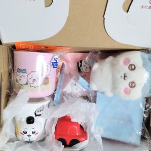 ちいかわ ハチワレ ぴたれすと プラカップ ハッピーセット フィギア