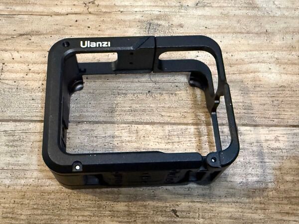 insta 360 ace pro用アルミケース ulanzi