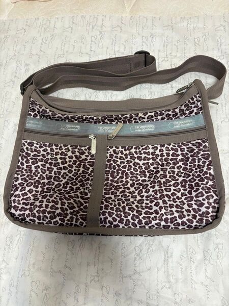 レスポートサック ショルダーバッグ レオパード柄 ブラウン DELUXE EVERYDAY BAG