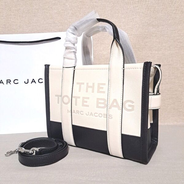 MARC JACOBS トートバッグ ショルダーバッグ ハンドバッグ 斜め掛け