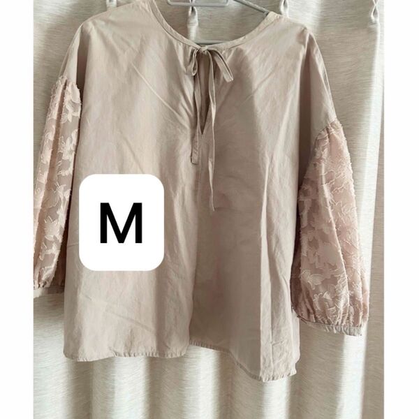 【人気商品】talbyyumi しまむら yumiさんコラボのブラウス シャツ ベージュゆったりめ トップス M 前後2way