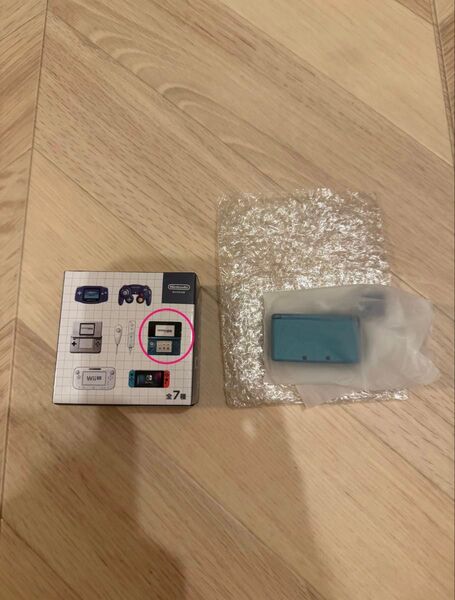 ニンテンドーミュージアム 3DS キーホルダー DS ブルー グリーン Nintendo 任天堂
