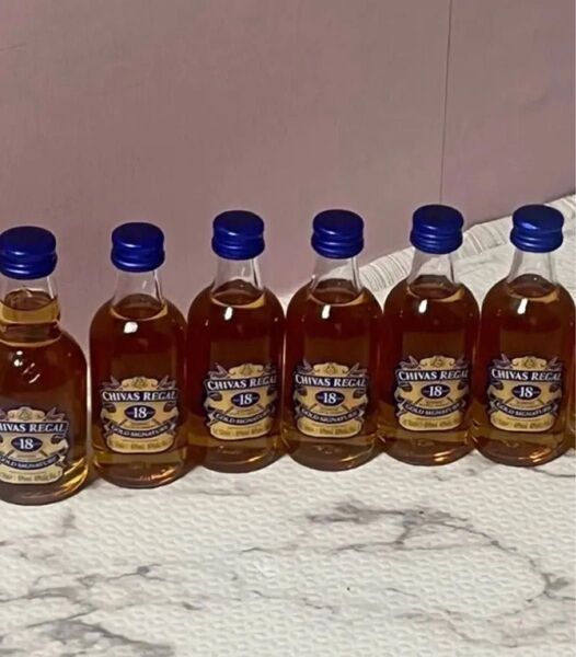 シーバスリーガル18年 ミニボトル 50ml 6本セット