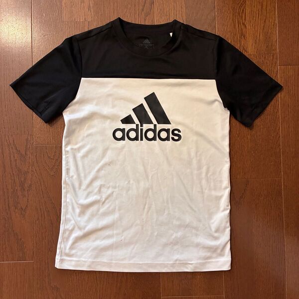 アディダス 半袖Tシャツ 150 半袖 Tシャツ adidas 子供服