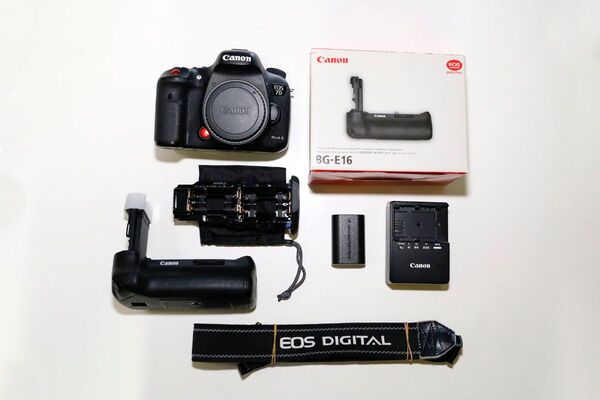 CANON EOS 7D markii 赤ボタン ボディ、バッテリーグリップBG-E16、他
