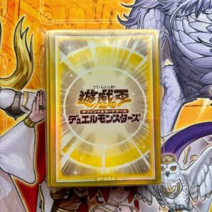 遊戯王 属性 スリーブ 光属性 未使用 70枚 公式