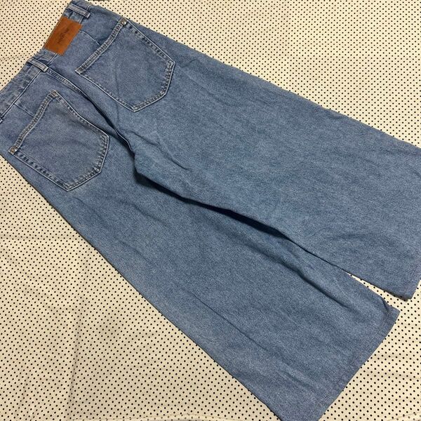 ZARA ブーツカットデニム ライトブルー