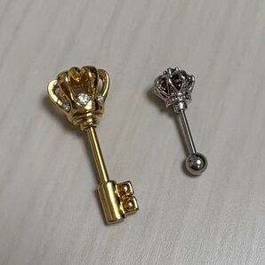 ボディピアス 2本セット 鍵 クラウン