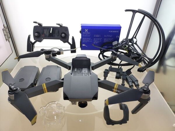 【最終値下げ】Mavic pro 初代DJIフラッグシップモデル 耐風10.7m 4K 前方下方障害物検知