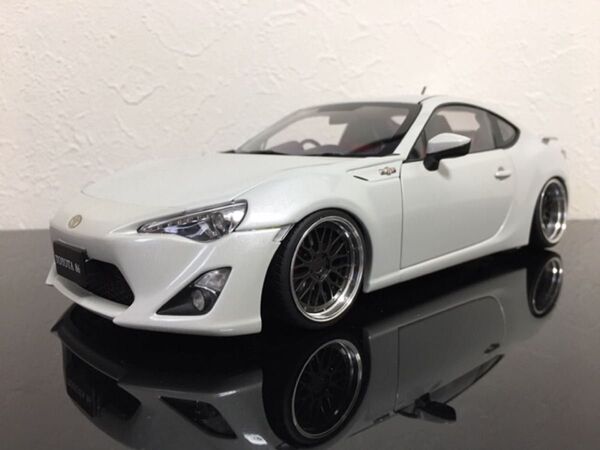 AUTOart 1/18 TOYOTA 86 GT Limited/トヨタ 86 【78773改】BBSローダウンカスタム ZN6