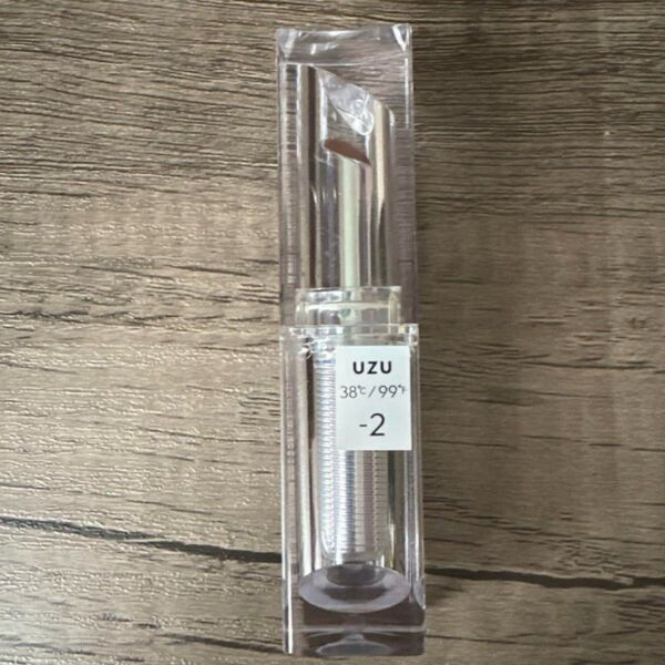UZU 38℃/99℃ リップ -2 マイナス2 リップ