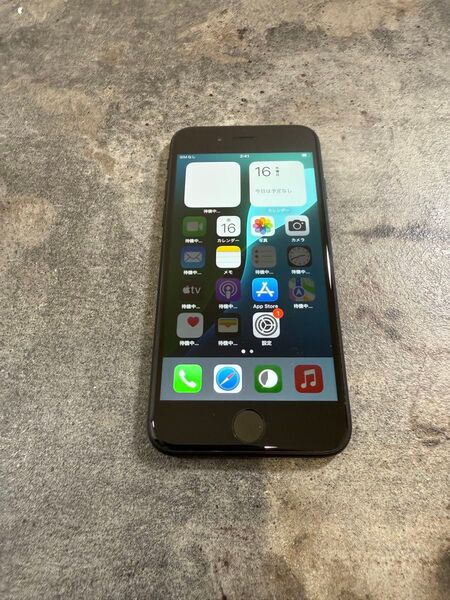 04054 iPhone SE2 64GB ブラック SIMフリー 中古品