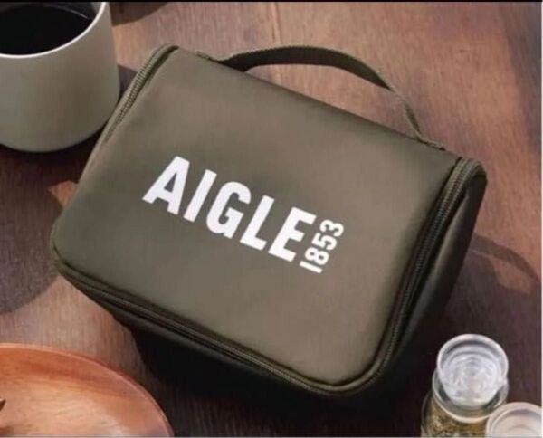 新品 AIGLE 吊るせるマルチ “ギア” ポーチ エーグル