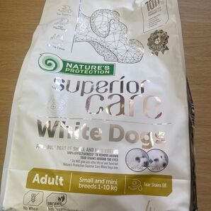 NATURE'S PROTECTION 犬用 ホワイトドッグ ラム アダルト 4kg×1個