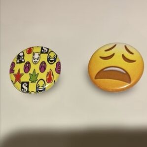 fuck this industry缶バッチ