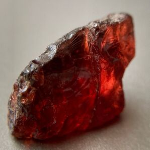 ロードライトガーネット 4.15ct 原石 タンザニア産 天然ガーネット 天然石 パワーストーン