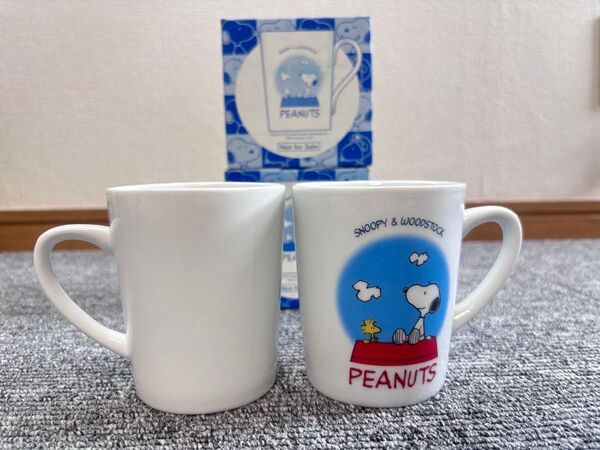 PEANUTS スヌーピー マグカップ 2個セット(セブンイレブン限定、非売品)