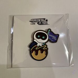 RUNSEOKJIN in JAPAN PINS ピンズ バッジ 大阪 OSAKA 新品 未開封