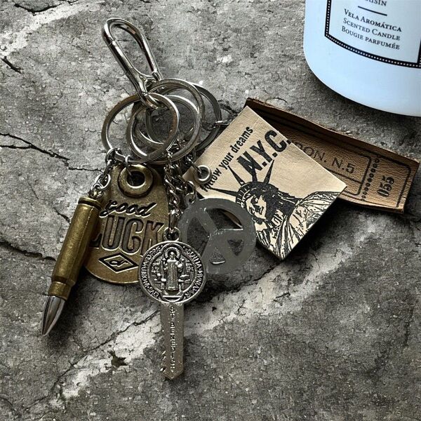 メンズファッション カラビナ キーホルダー キーリング ストリート アメカジ keyring ピースマーク アンティーク USA