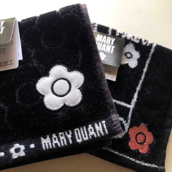 新品 未使用 マリークヮント ミニ タオルハンカチ 2点 (コスメ柄 ブラック)【MARY QUANT マリークワント】