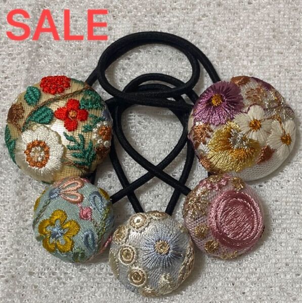 【SALE】ハンドメイド インド刺繍リボン くるみボタン ヘアゴムセット