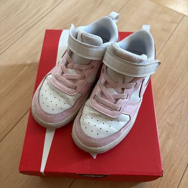 NIKE キッズスニーカー15cm コートボロー