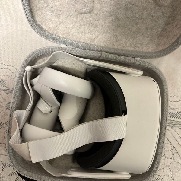Oculus Quest 2 || 完全ワイヤレスのオールインワンVRヘッドセット || 64GB