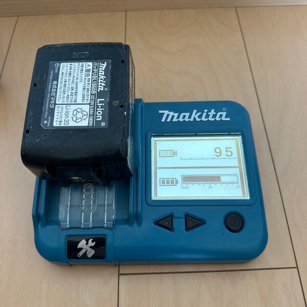 マキタ makita 18V 充電器 リチウムイオンバッテリー BL1860B 6Ah 放電回数95回