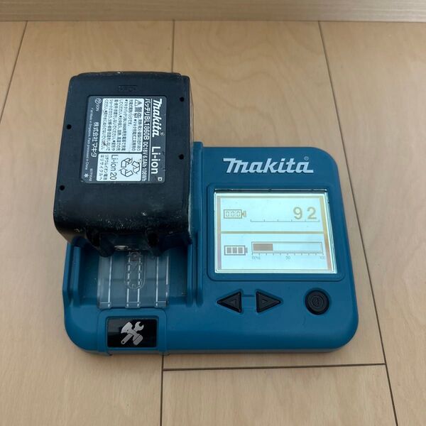 マキタ makita 18V 充電器 リチウムイオンバッテリー BL1860B 6.0Ah 放電回数92回