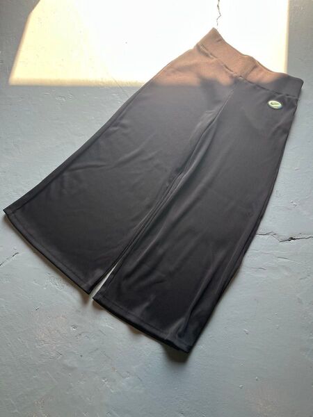美品 Lサイズ NIKE ナイキ ボトムス ゆったりパンツ ブラック