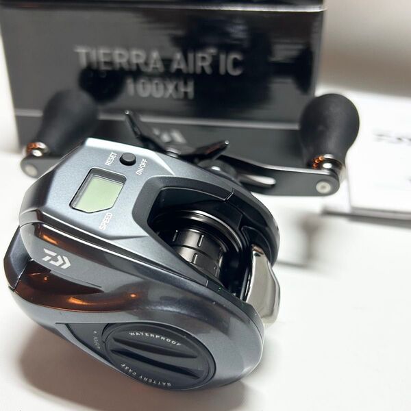 【極美品】DAIWA ダイワ 船リール ティエラ エア IC 100XH 右ハンドル 24年モデル ベイトリール