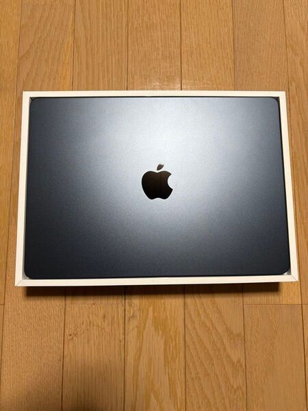 MacBook Air 13.6inch 8GB/256GB/M2 Apple