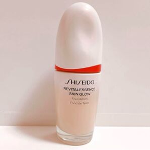 SHISEIDO バイタルパーフェクション スキン グロウ ファンデーション