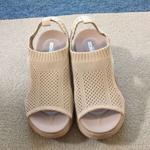 ZOUZ オープントゥサンダル ベージュ Msize