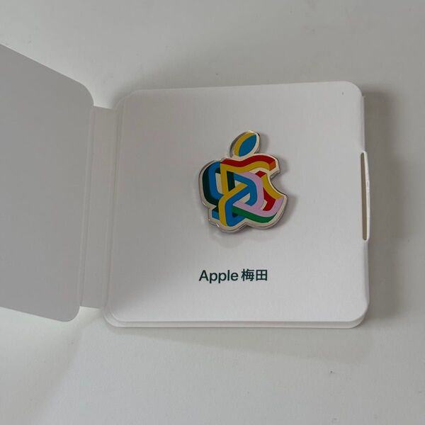 非売品 アップル ストア梅田オープン記念グッズ ピンバッジのみ