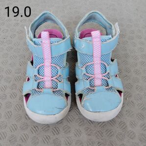 19.0 ウォーターサンダル